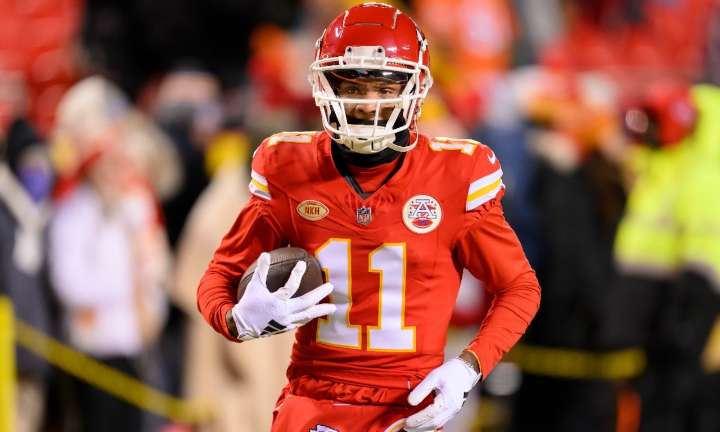 Aaron Rodgers’ recruiting pitch convinced explosive playmaker to join Steelers