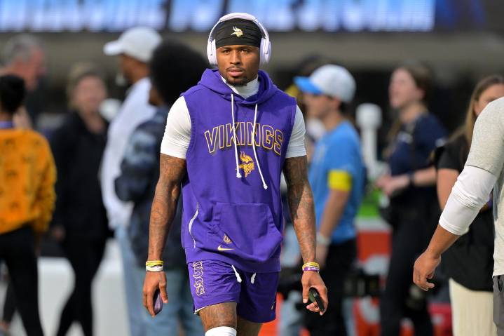Isaiah Rodgers Urges Vikings to Pay $1.75M Star With Free Agency Looming Isaiah Rodgers makes a demand as Vikings defender continues to shine even amidst a tough season for the team. Pritha Debroy 4 h