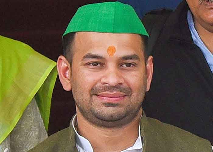‘Will face dire consequences’: Tej Pratap’s warning to ‘traitors’ after Rohini cuts ties with family