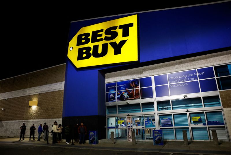 Best Buy raises annual sales forecast on steady holiday demand