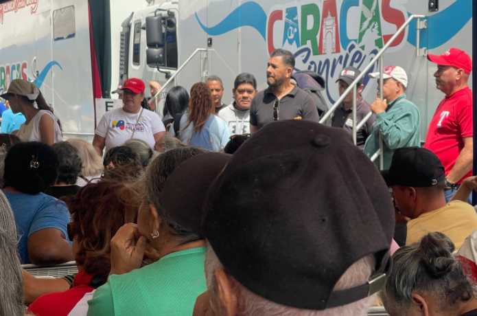 Más de 3 mil vecinos de la parroquia Altagracia reciben atención