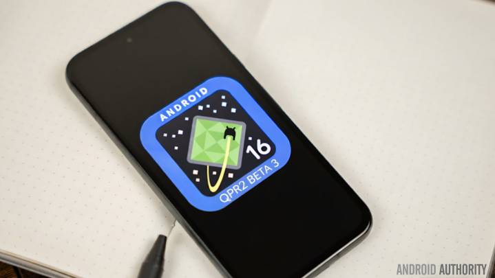 Android 16 QPR2 Beta 3.3 has a fix for what ails your phone’s lock screen