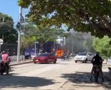 Carro se incendió y quedó reducido a cenizas en el barrio La Esperanza
