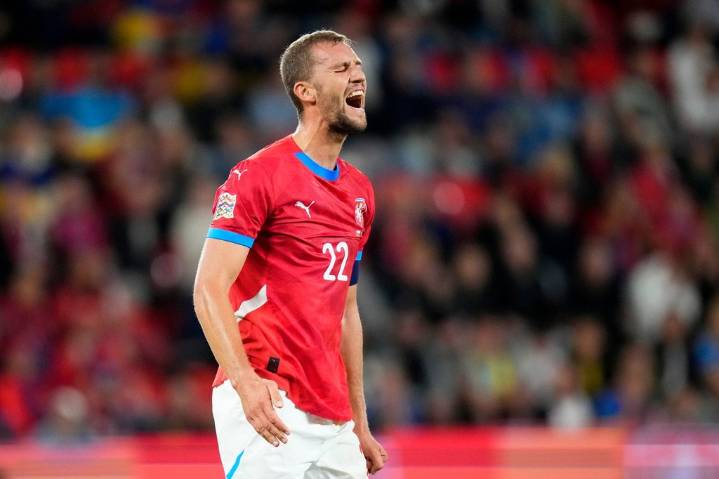 Czech Republic punishes national team for ignoring fans after World Cup qualifier