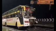 AP: Hyderabad-Vijayawada bus collides with truck, 8 injured