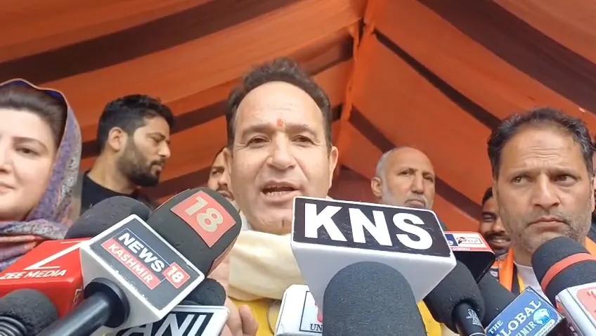 He held meetings with BJP in Delhi, now denying it: Sunil Sharma on CM Omar