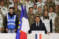 Francia anuncia un servicio militar voluntario de 10 meses de duración desde 2026