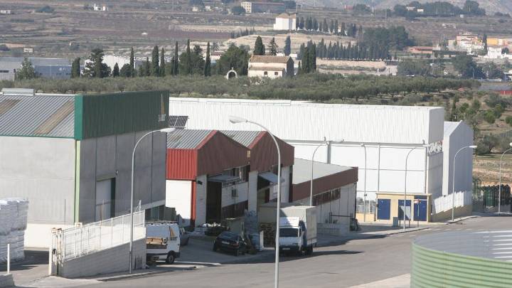 Los "cacos" vuelven a robar cable en Montaverner: tres incidentes en menos de dos meses