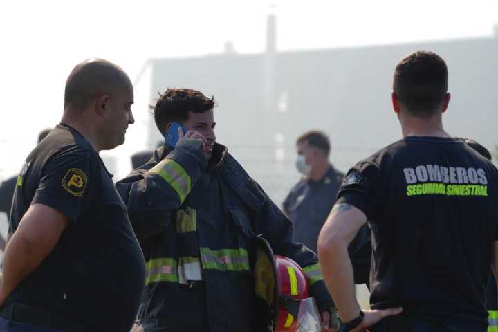 Persisten pequeños focos activos en el Parque Industrial de Spegazzini
