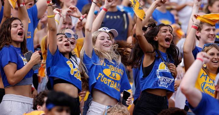 Pitt fans beaming with excitement ahead of "College GameDay" appearance