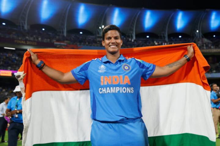 UP Police Hails Deepti Sharma’s Heroics After India’s Historic Women’s World Cup Triumph