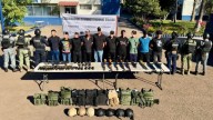 Detienen a 10 presuntos integrantes de una célula delictiva de Los Chapitos en Sinaloa