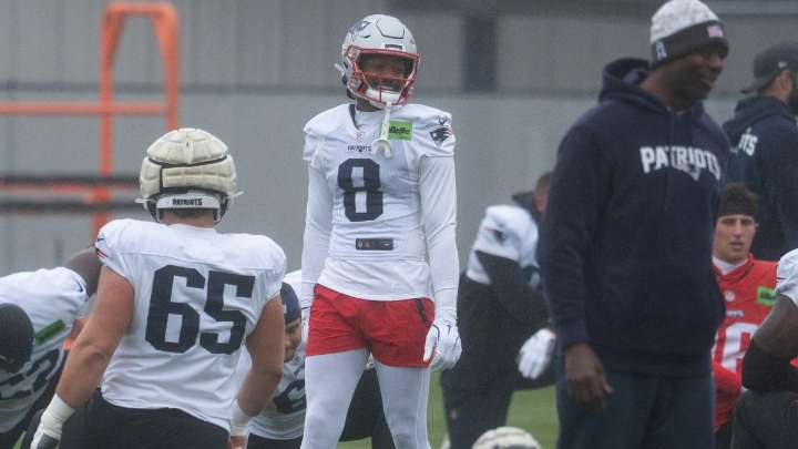 Live updates: Patriots welcome Falcons in search of sixth straight win