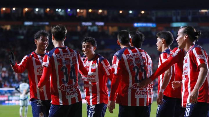 Aquí viene Chivas