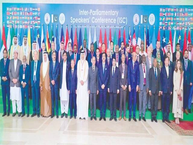 PM urges Kabul to act against TTP