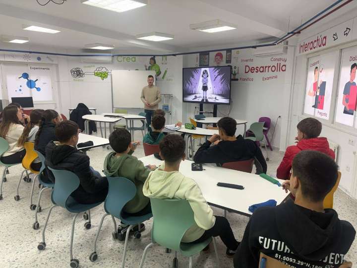 Lopera conmemora el 25N con talleres y poesía para sensibilizar contra la violencia de género
