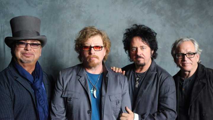 Toto tour dates includes stops in Des Moines, Davenport