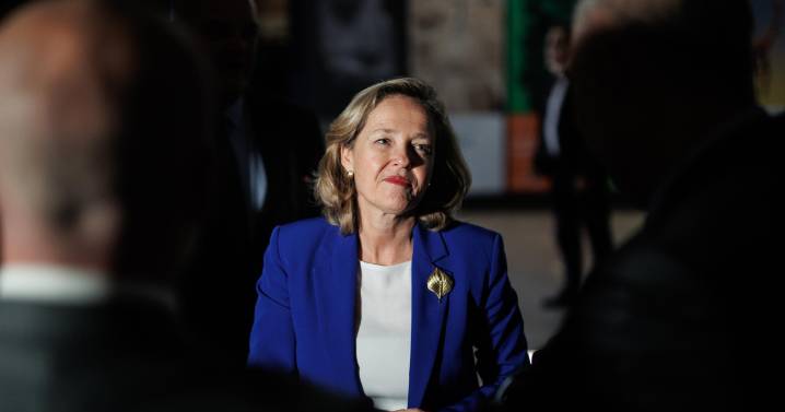 Calviño, contra las cuerdas por su intervención en el Instituto Nacional de Estadística