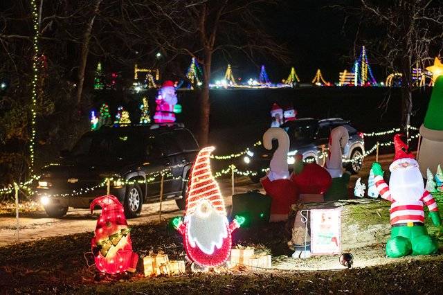 TMT Farms to glow nightly from Thanksgiving evening to Dec. 27