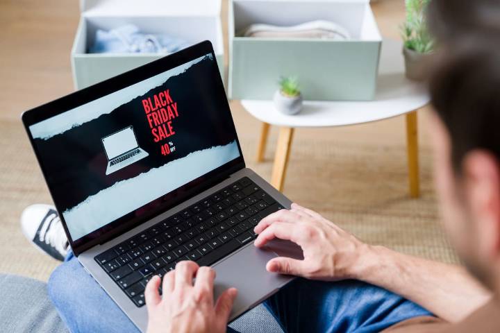 Black Friday 2025: Asociación Gremial Marcas del Retail y Sernac entregan recomendaciones para realizar compras seguras de forma física y online