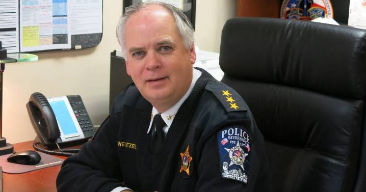 Roll Call: Politicians must respect boundaries when managing police departments