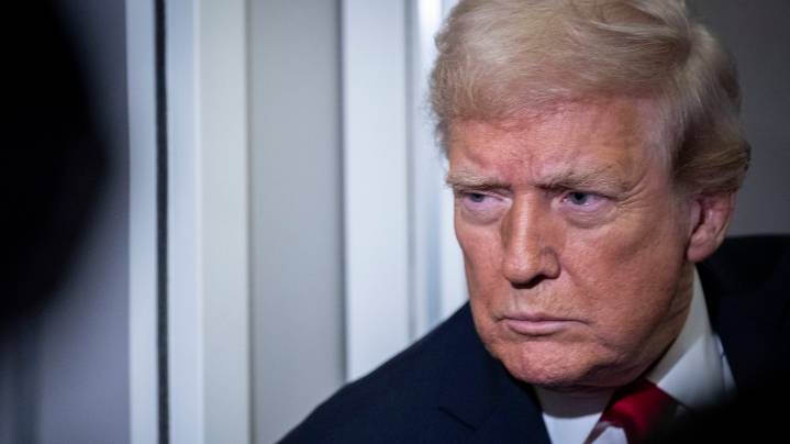 Trump admin cracks down on Afghan immigrants after National Guard shooting