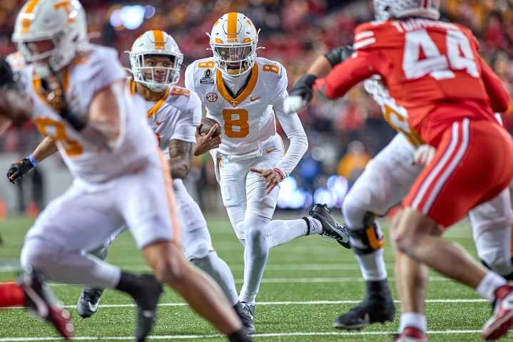 UCLA’s Nico Iamaleava could help Ohio State football prepare for Michigan: Hey, Stefan!