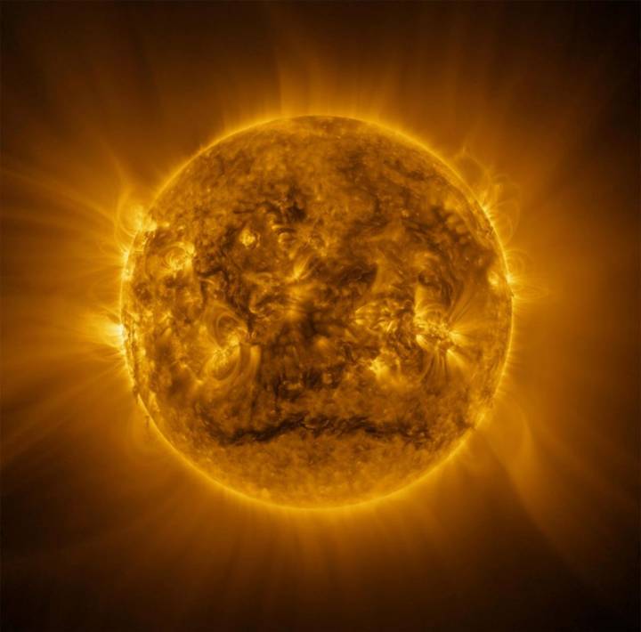 NOAA alerta sobre una potente tormenta solar con impacto en comunicaciones y auroras boreales