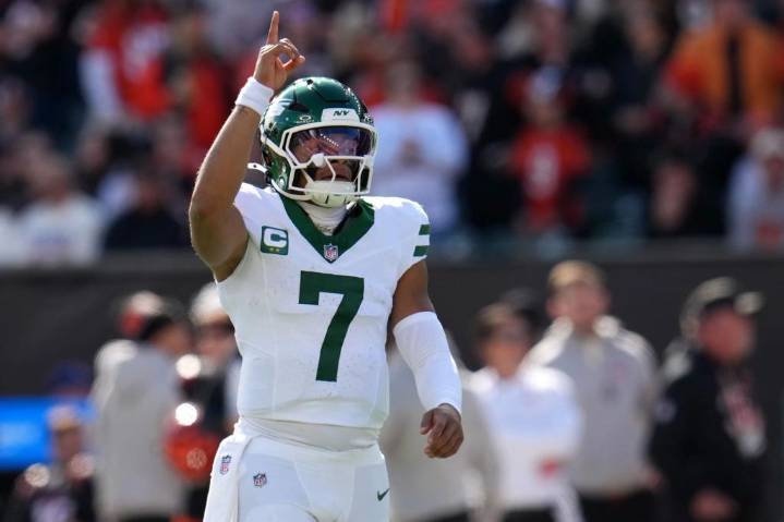 bet365 bonus code NYPBET: Bet $5, get $200 in bonus bets for Jets vs. Patriots 'TNF'