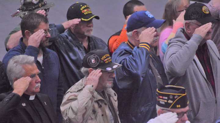 Cheboygan salutes veterans with Veterans Day ceremony, car parade