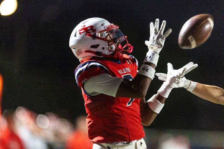 5 football games to watch in Southland and Round 2 picks