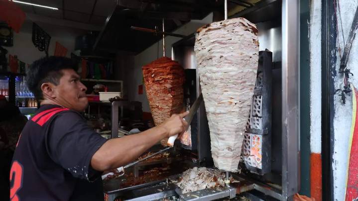 Comer afuera es más caro: antojitos aumentan costos por encima de la inflación en Puebla