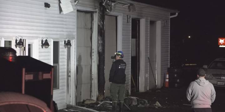 Hermon business damaged by early morning fire on Thanksgiving Day