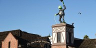 12-foot statue of Kermit the Frog coming to Atlanta’s Center for Puppetry Arts