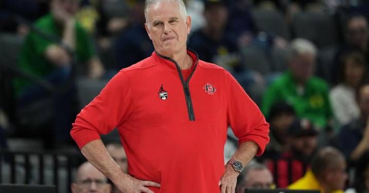 No. 7 Michigan routs San Diego State 94-54 in Las Vegas in Players Era