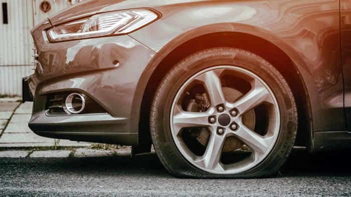 Tire pressure light on? Why cold weather can set it off, and why you don’t have to panic