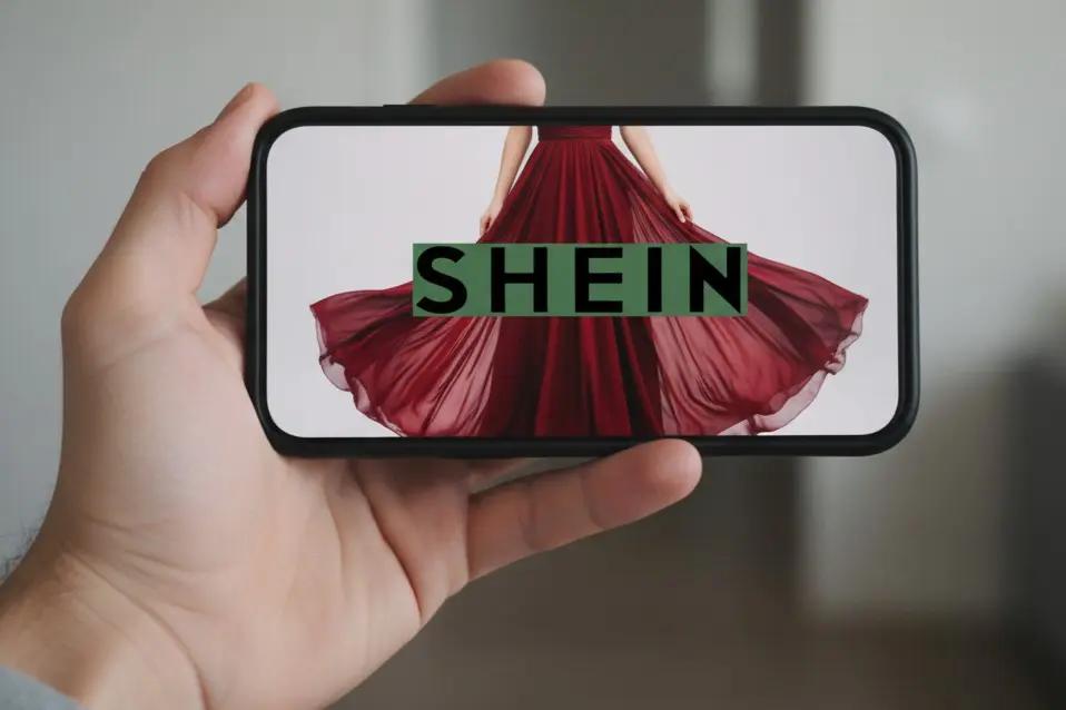 Shein responde a Francia por muñecas sexuales