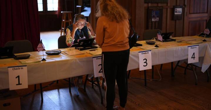 Votantes de California aprueban nuevo mapa legislativo para impulsar a demócratas en 2026