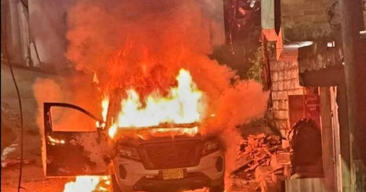 Carro bomba explotó en Suárez, Cauca: la onda expansiva destruyó viviendas y negocios