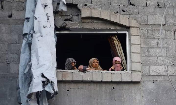 Hamas Delegation Meets Egypt Spy Chief, Says Israeli ‘Breaches’ Threaten Ceasefire