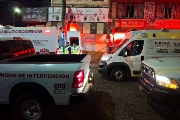 Deja cinco muertos ataque e incendio en bar de Puebla