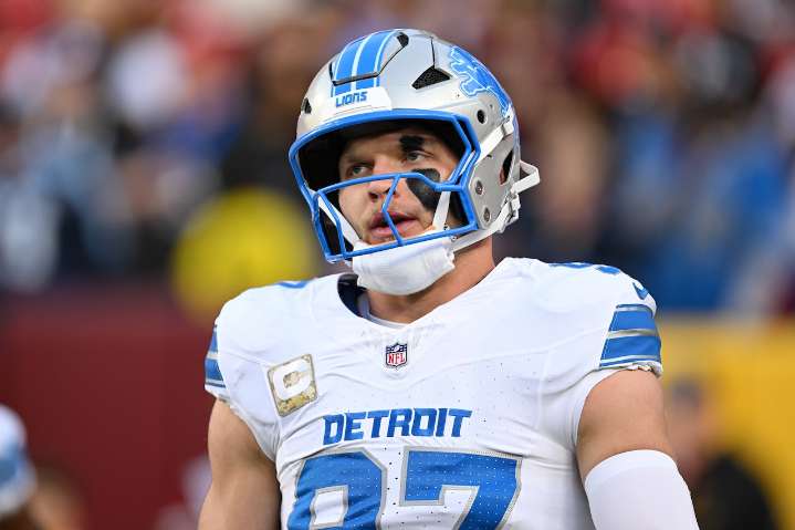 Detroit Lions get pair of star players back at practice
