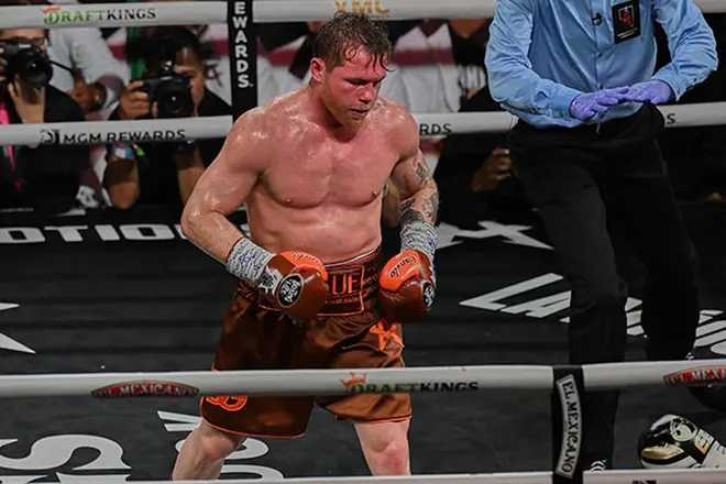 Canelo queda fuera del ranking mundial libra por libra de The Ring