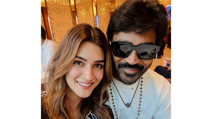 Kriti Sanon shares cool seflies with Dhanush, expresses excitement about ‘Tere Ishk Mein’