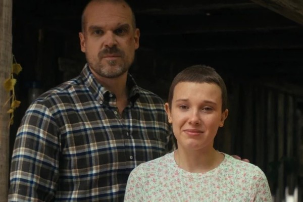 Acusa Millie Bobby Brown a David Harbour de acoso laboral
