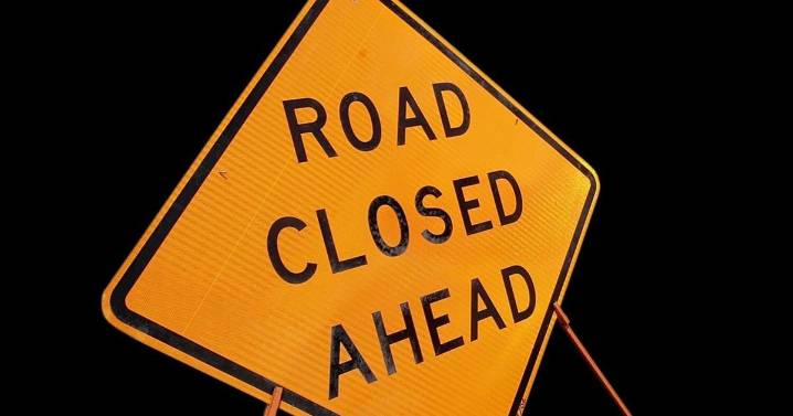 Pipe work to close part of Greene County road