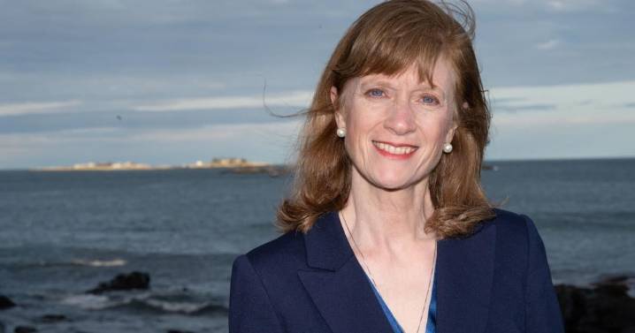 Slavit Baylis weighs run for Congress