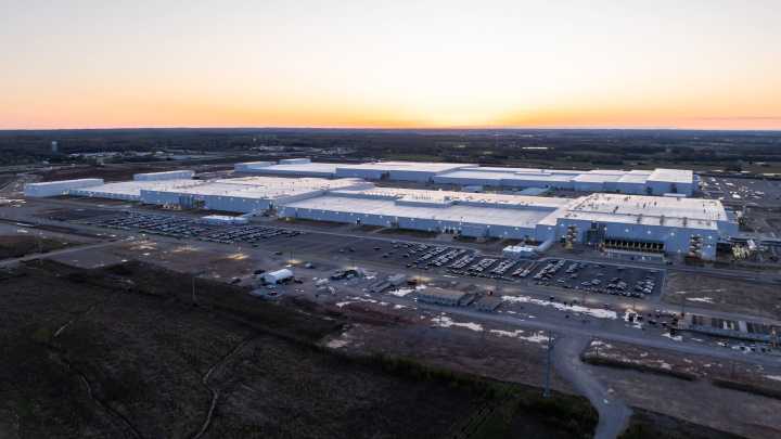 EV investments boosted GOP districts. Under Trump, it's going away