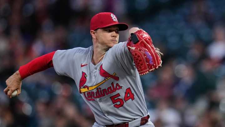 Red Sox firman a Sonny Gray para fortalecer su cuerpo de abridores