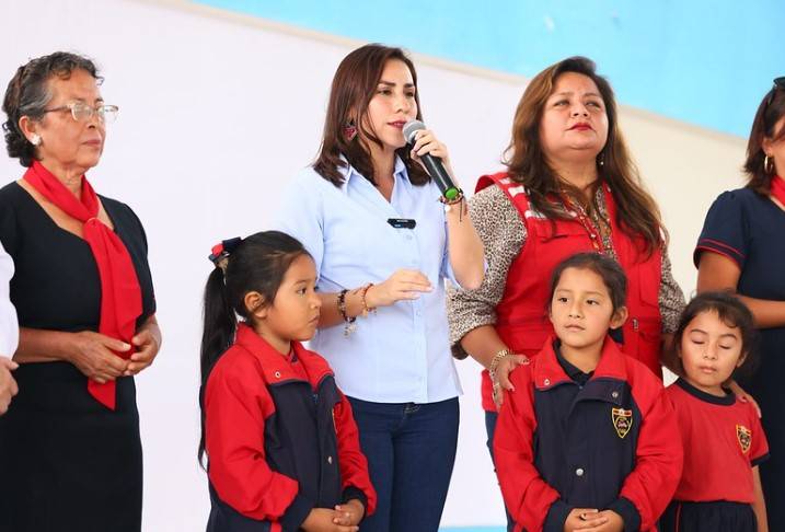 Ministra Lesly Shica exige sanciones ejemplares por afectación a la salud de niños